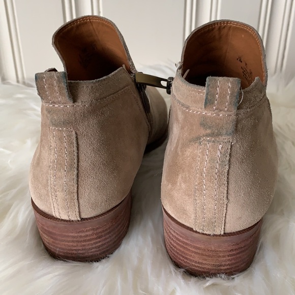 Franco Sarto Tan Suede Booties Wooden Heel Size 9.5 - Picture 6 of 11